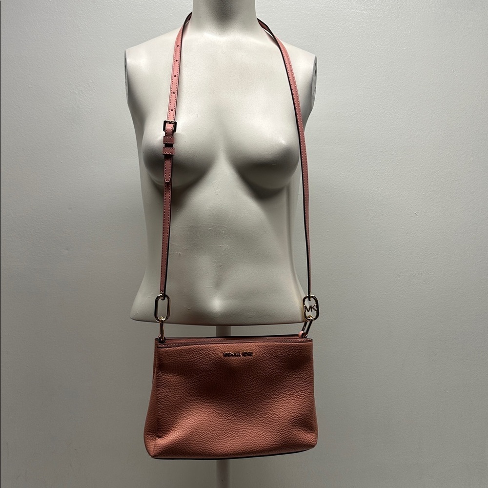 Micheal Kors Trisha Purse Pebbled Leather Crossbody Bag Medium Primrose Pink New